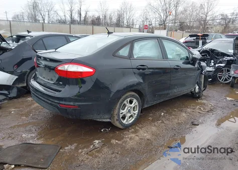 2015 Ford Fiesta Se z USA, uszkodzony, nr VIN 3FADP4BJ9FM145320